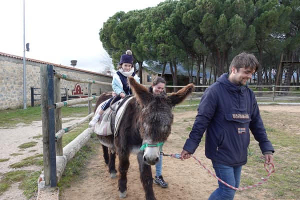 4º Álbum Granja Escuela. Paseo en burro 3.